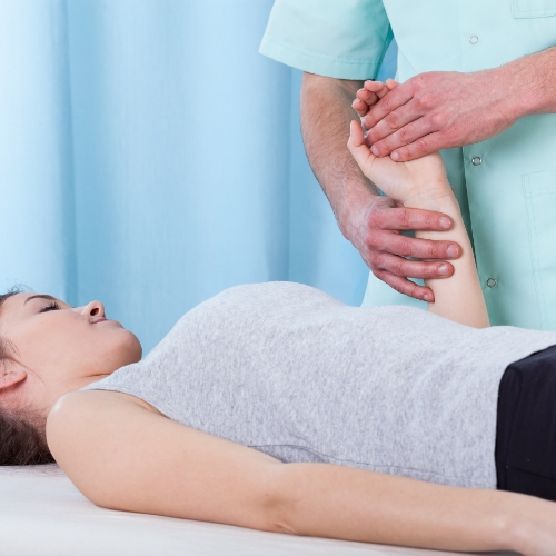 physical-therapy-clinic-musculoskeletal-injury-novi-dpt-detroit-livonia-novi-mi